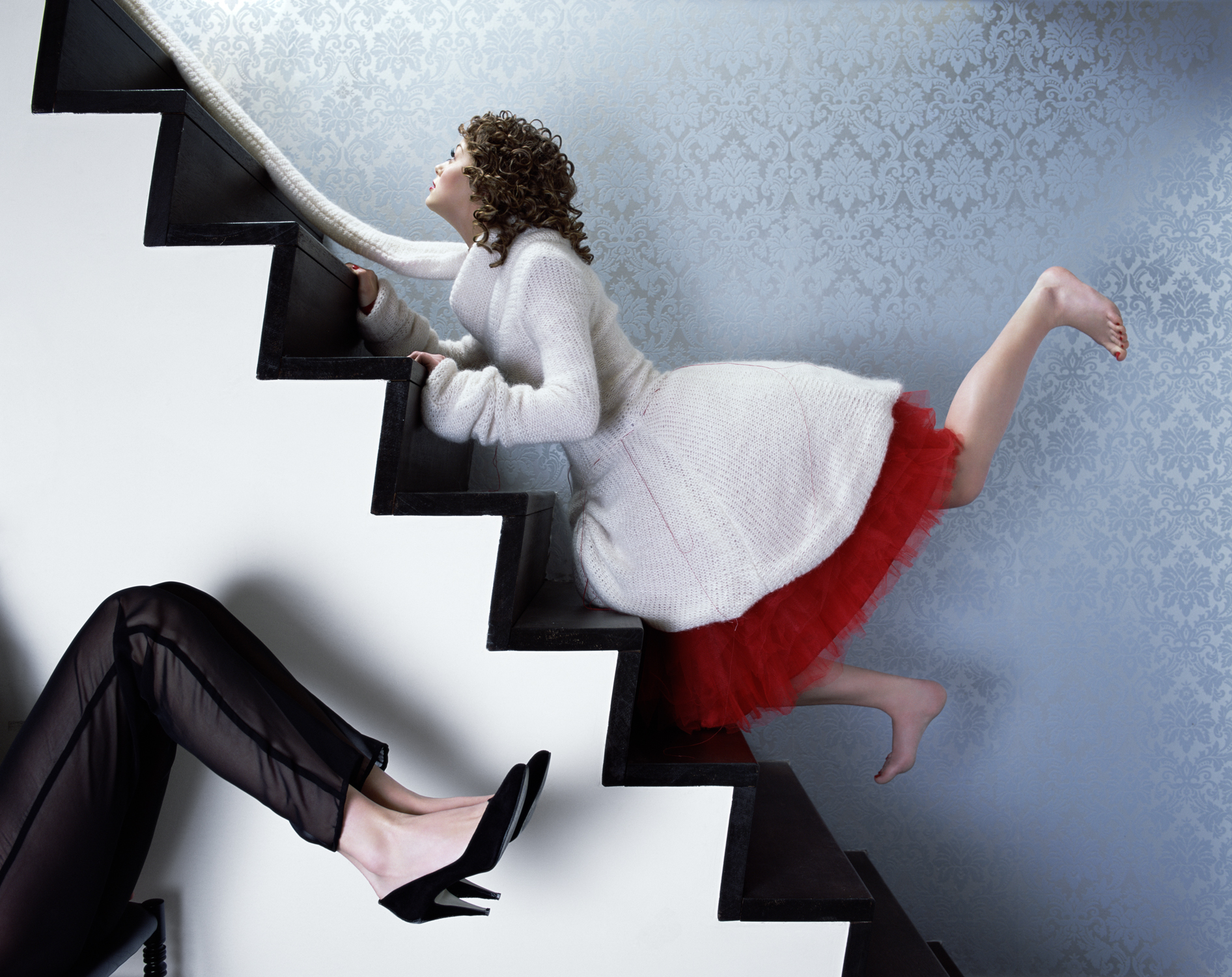 FluentFight 1 Zoe Images The Stairs Flore Zoe part of opera gallery collection Marcel Wanders Studio 
